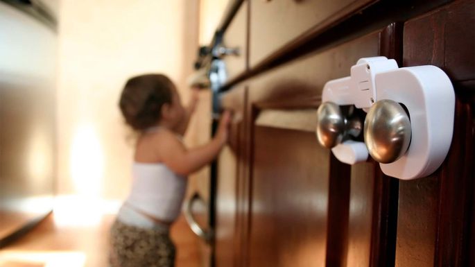 safe proofing your home for baby